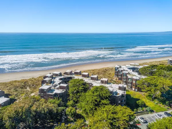 Watsonville, CA 95076,101 Shell Drive #64