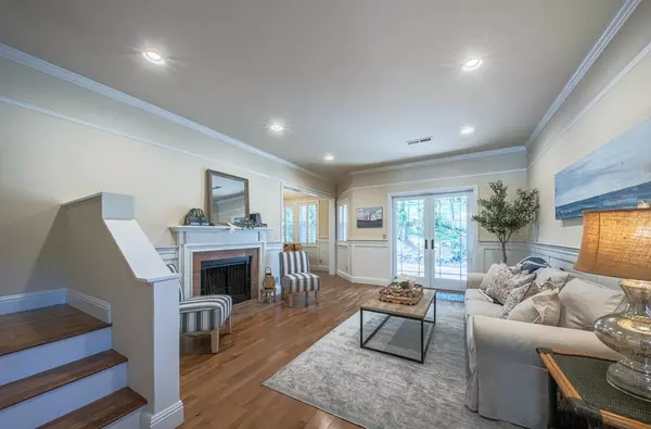 Pacific Grove, CA 93950,3 Glen Lake Drive
