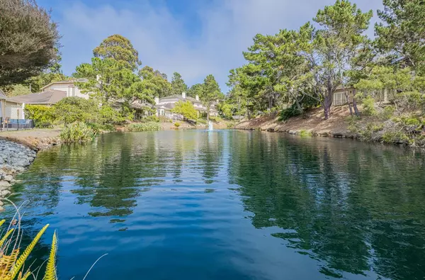 Pacific Grove, CA 93950,3 Glen Lake Drive