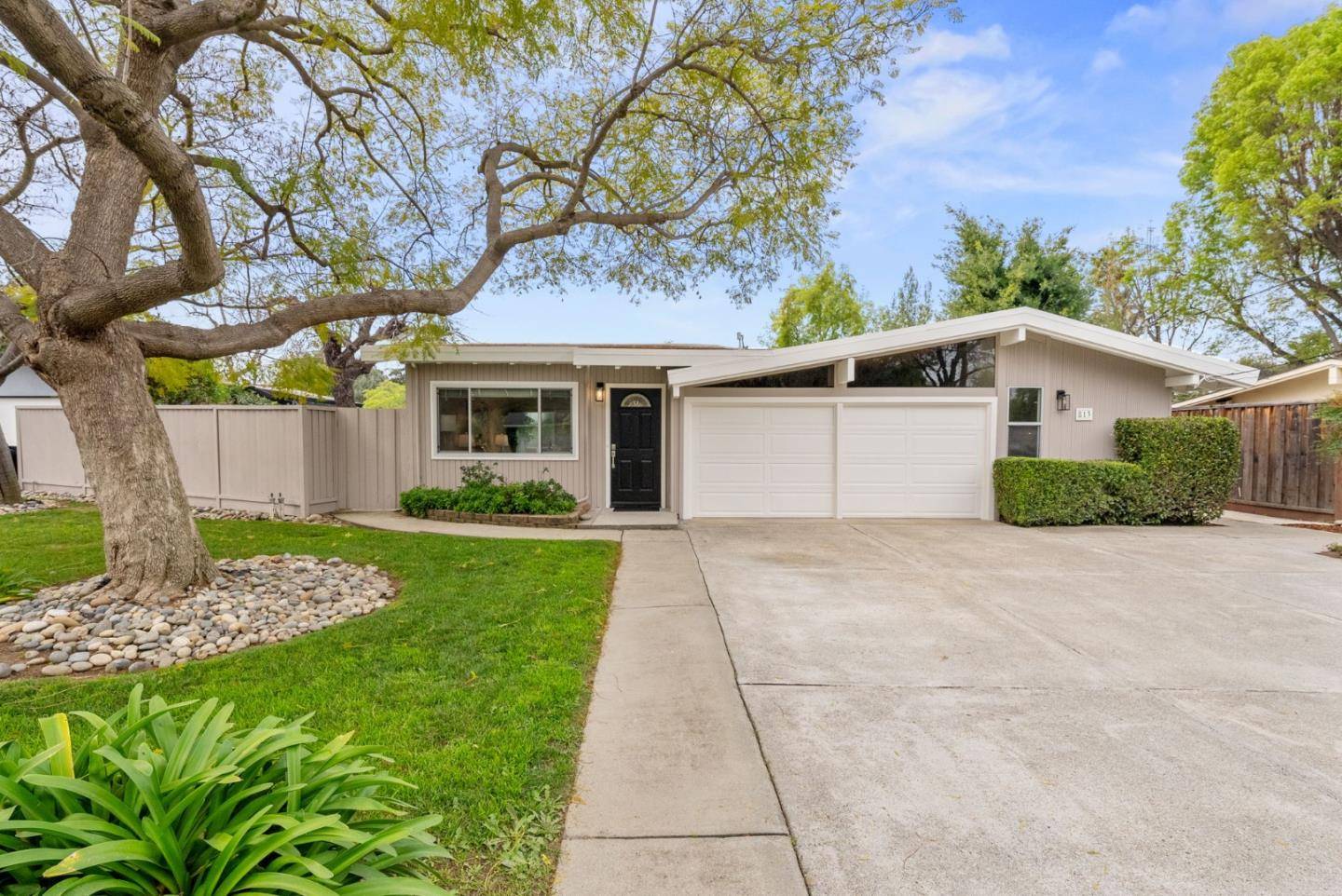 813 Henrietta Avenue, Sunnyvale, CA 94086