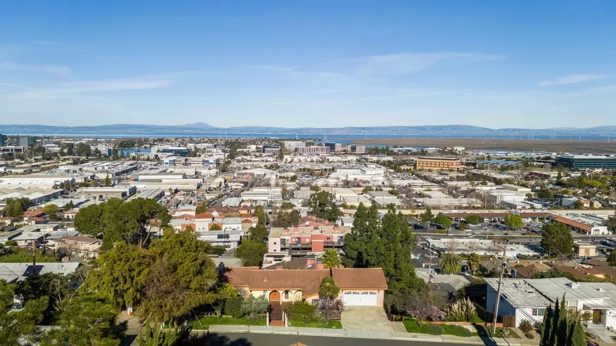 San Carlos, CA 94070,7 Chestnut Street