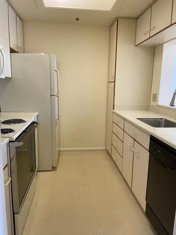 San Mateo, CA 94401,1 Baldwin Avenue #505