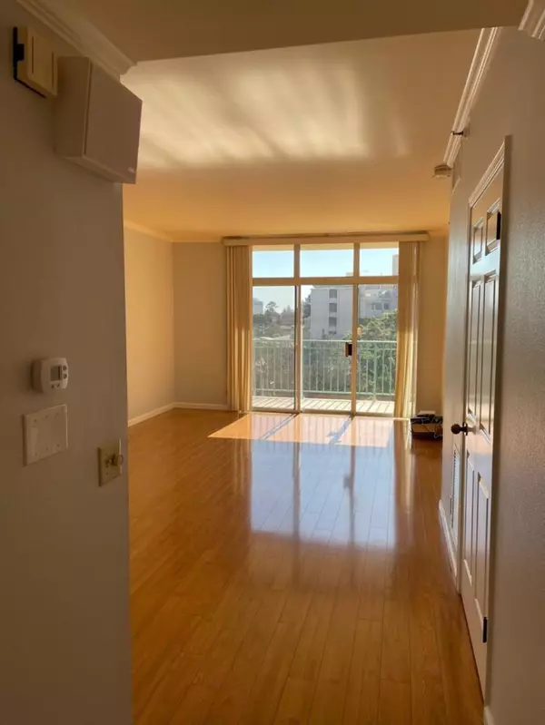 San Mateo, CA 94401,1 Baldwin Avenue #505
