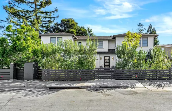 2101 Valparaiso Avenue, Menlo Park, CA 94025