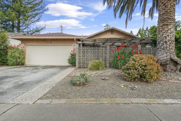 1374 Primrose Way, Cupertino, CA 95014