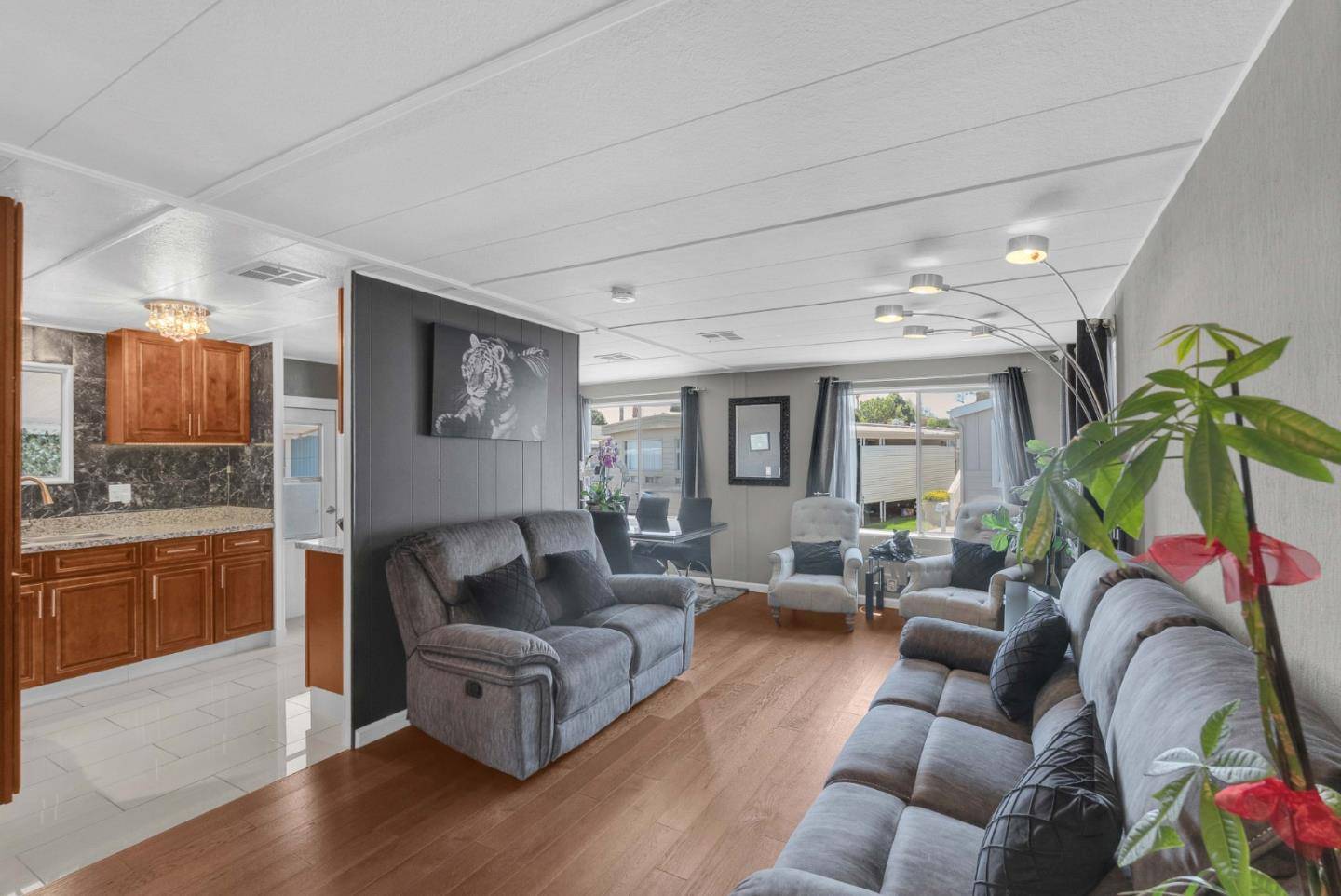 Mountain View, CA 94043,1075 Space Park #66