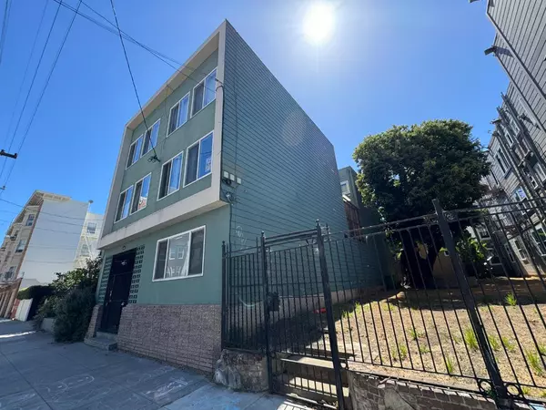San Francisco, CA 94110,370 Bartlett Street #3