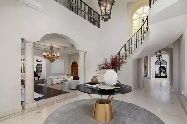 Atherton, CA 94027,241 Polhemus Avenue