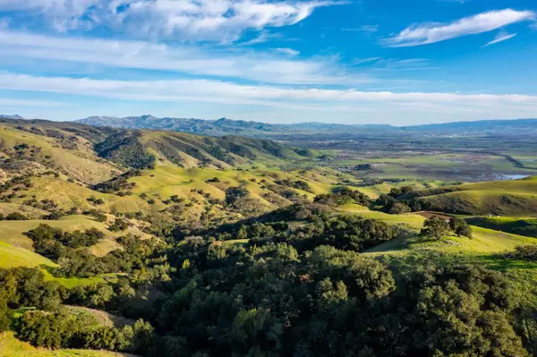 Gilroy, CA 95020,5167 Canada Road