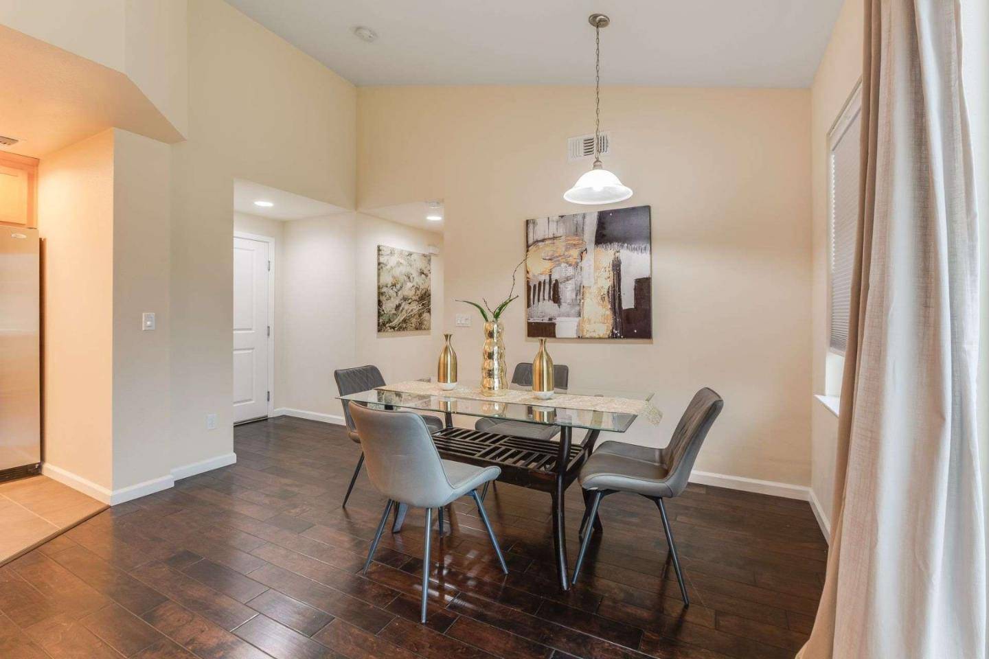 Sunnyvale, CA 94089,1037 Scotia Terrace #304