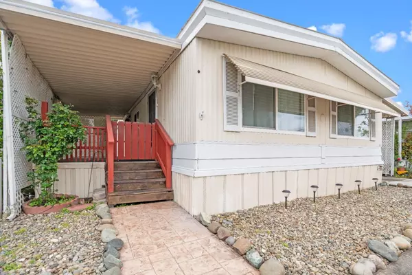 6213 Plymouth Rock Lane #100, Citrus Heights, CA 95621