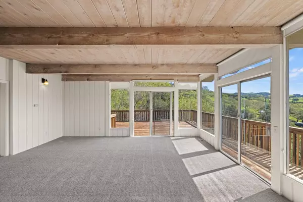 Carmel Valley, CA 93924,233 Vista Verde