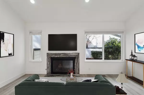 Los Gatos, CA 95032,416 Clearview Drive