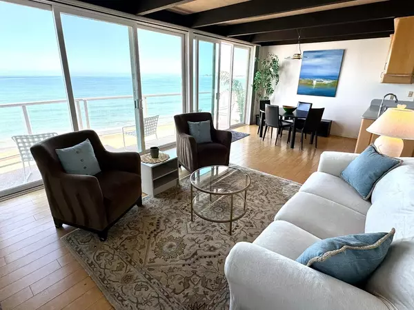 Aptos, CA 95003,230 Rio Del Mar Boulevard #K