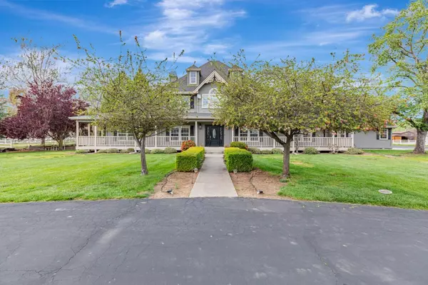 Hollister, CA 95023,560 Tevis Trail