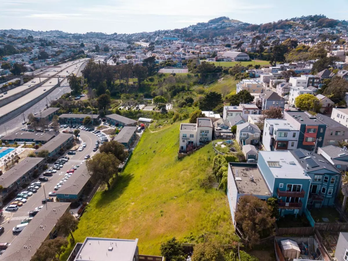 San Francisco, CA 94110,132 Bache Street