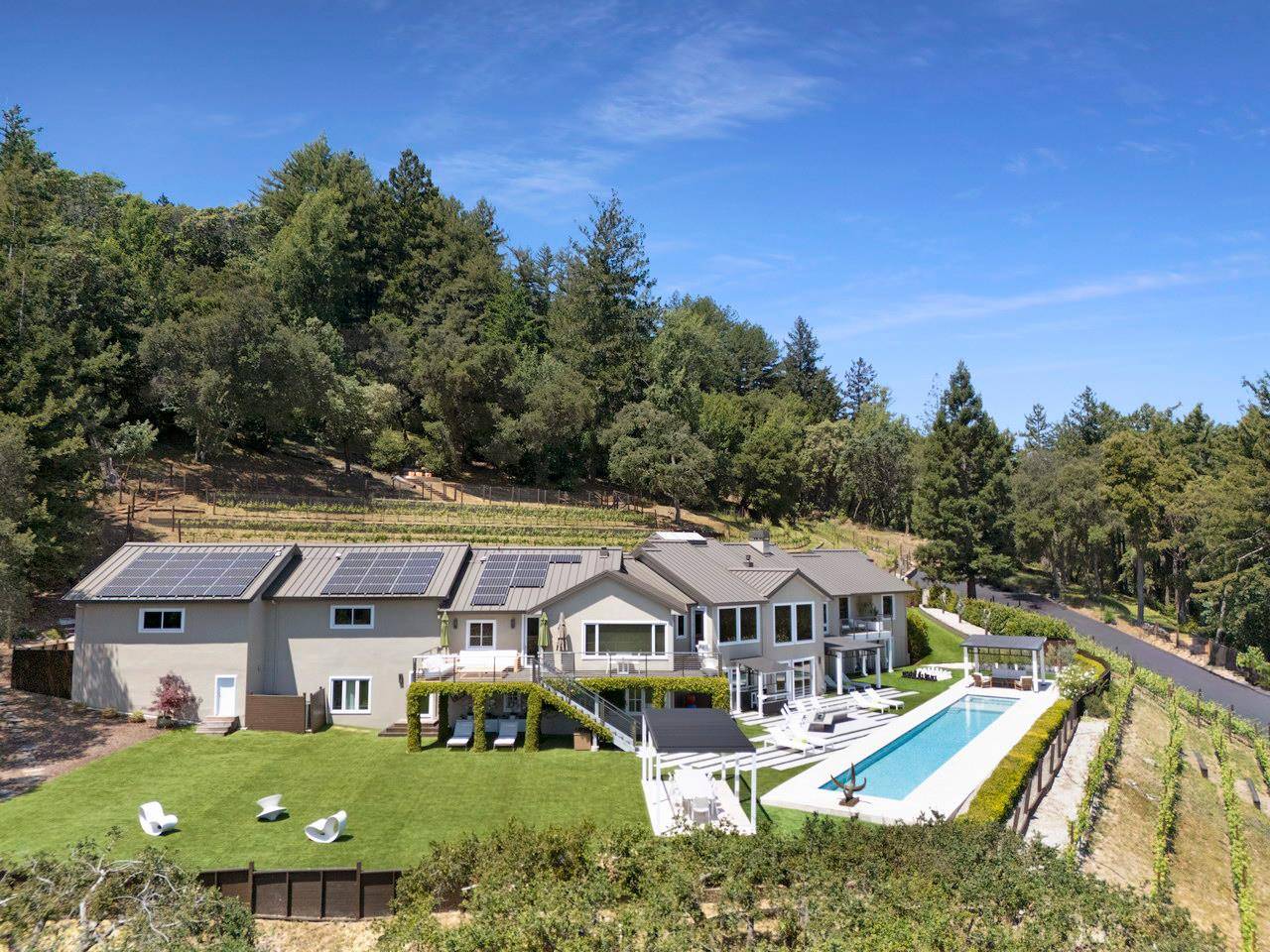 25 Oakhill Drive, Woodside, CA 94062