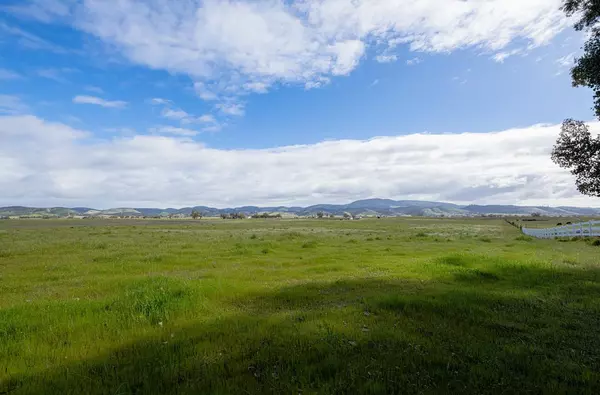 Bradley, CA 93426,50255 Adobe Place