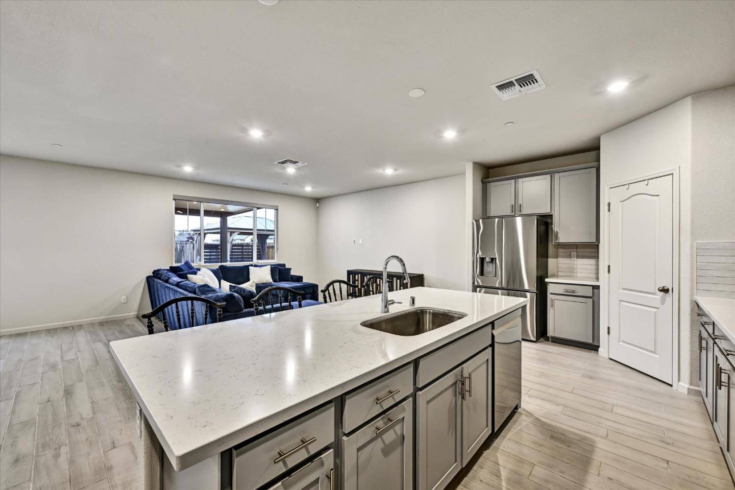 Lincoln, CA 95648,701 Pahl Court