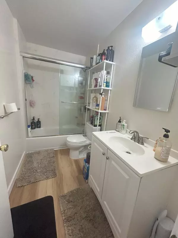 San Rafael, CA 94901,20 Marian Court