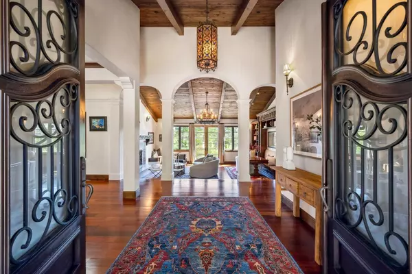 Hillsborough, CA 94010,25 Searsville Court