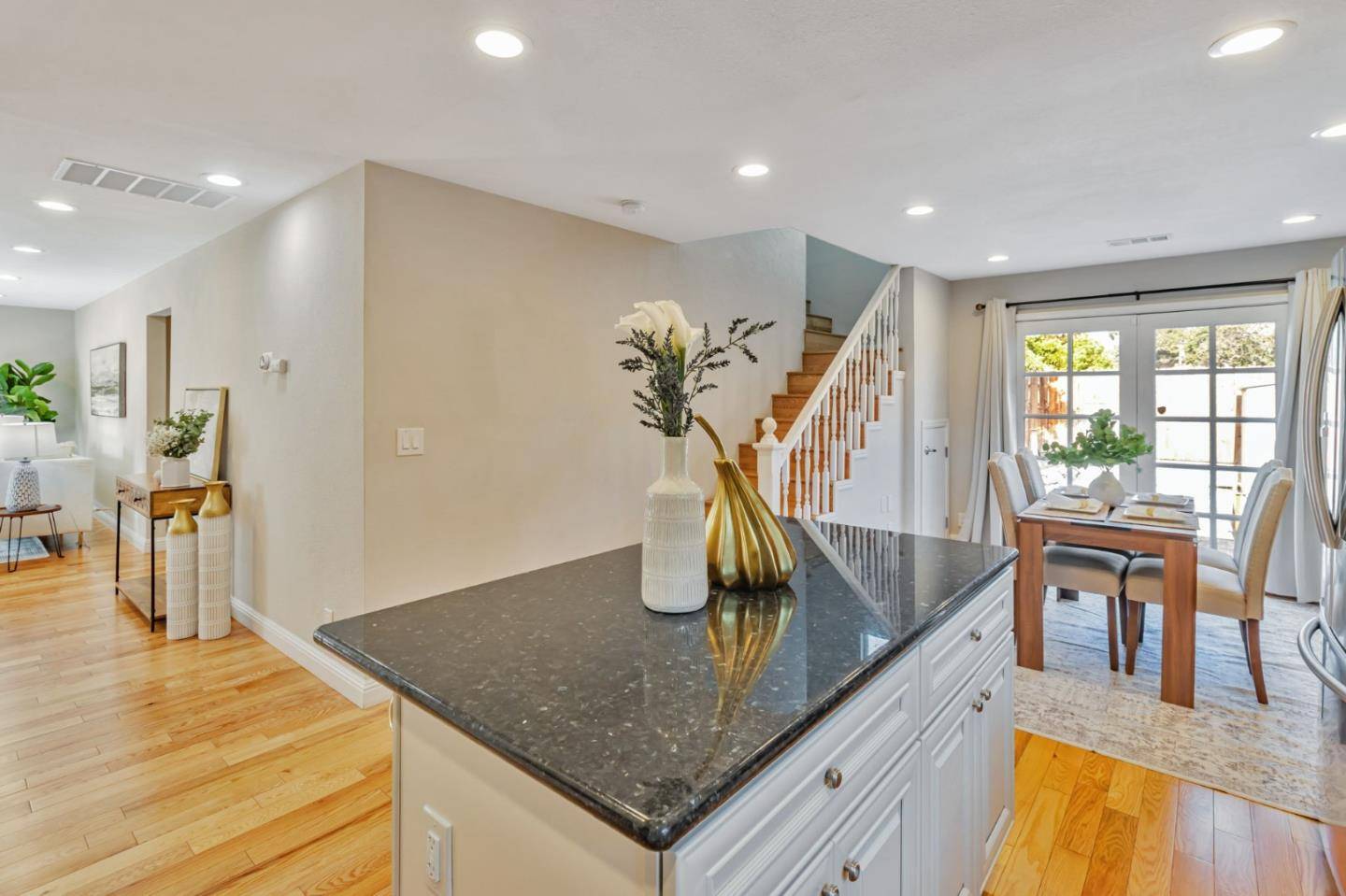 San Jose, CA 95128,840 Corlista Drive