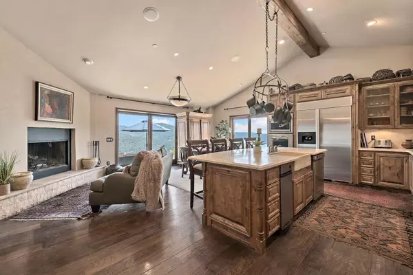 19375 Montevina Road, Los Gatos, CA 95033