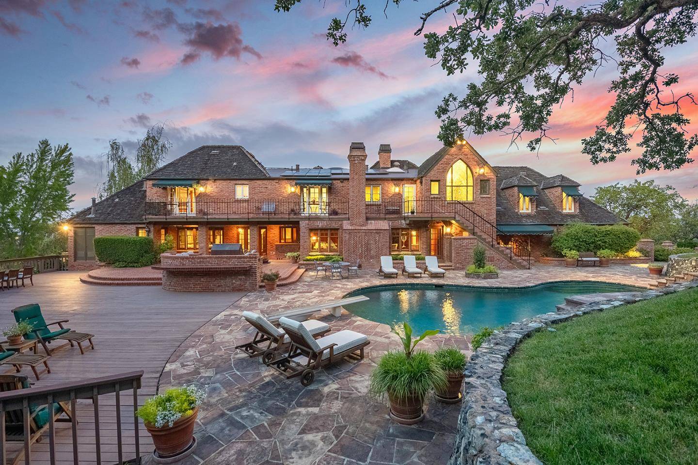 12359 Farr Ranch Road, Saratoga, CA 95070
