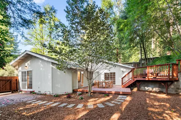 107 Maywood Drive, Boulder Creek, CA 95006