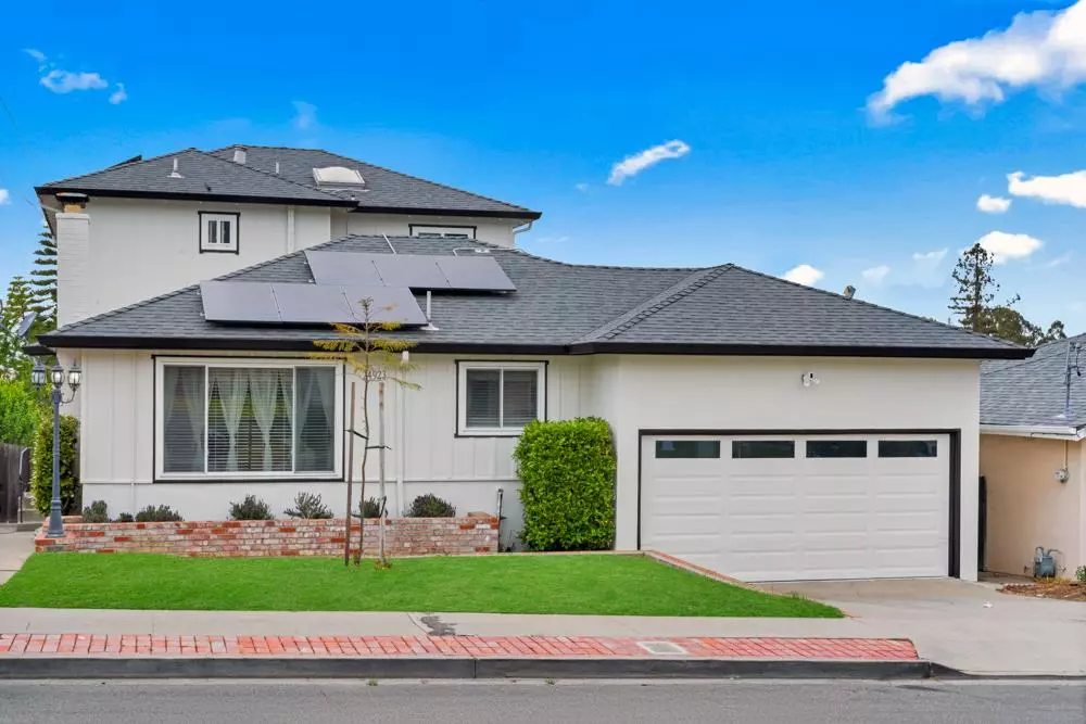 Hayward, CA 94541,24923 Mead Way