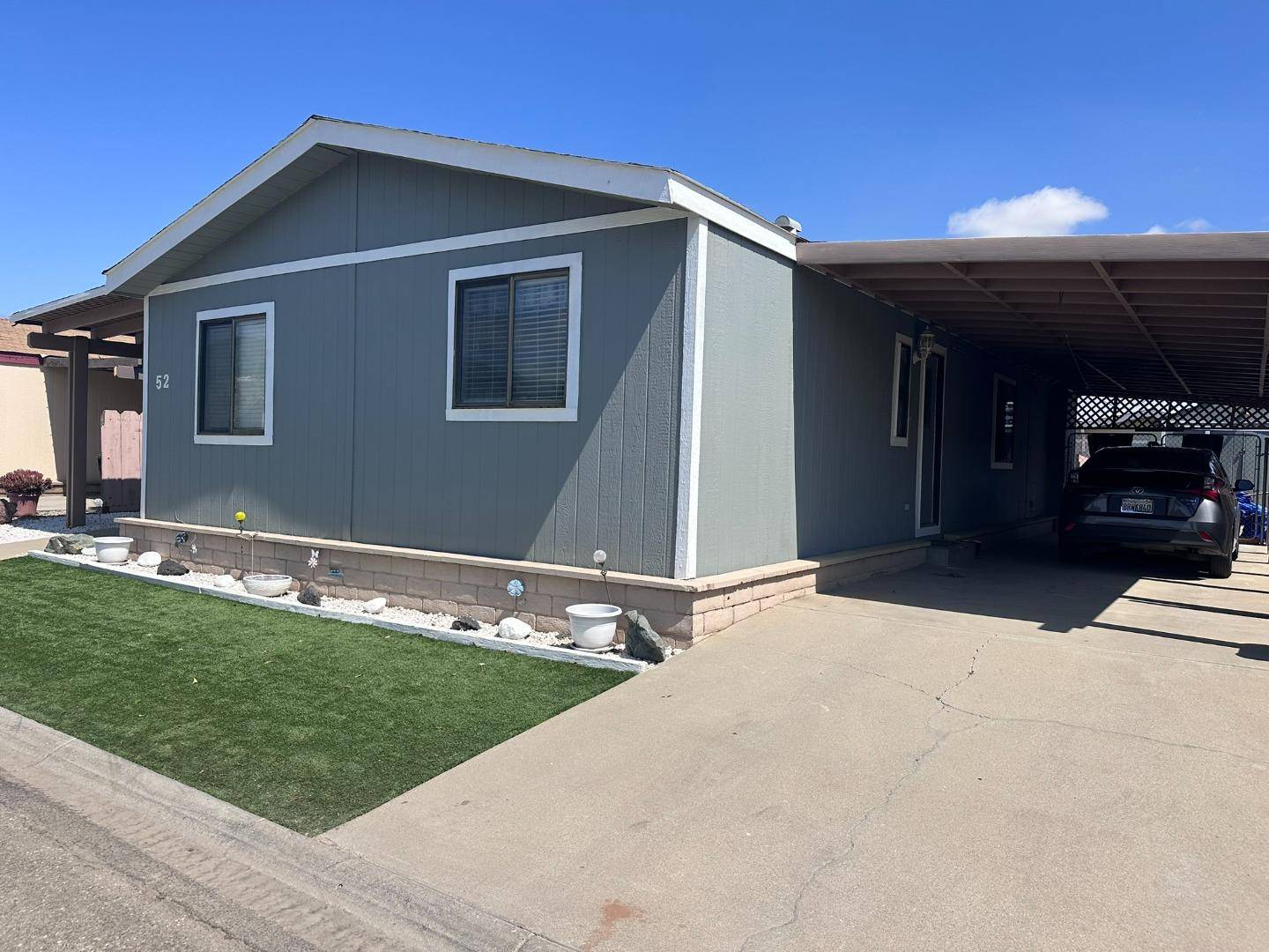 King City, CA 93930,51201 Pine Canyon Road #52
