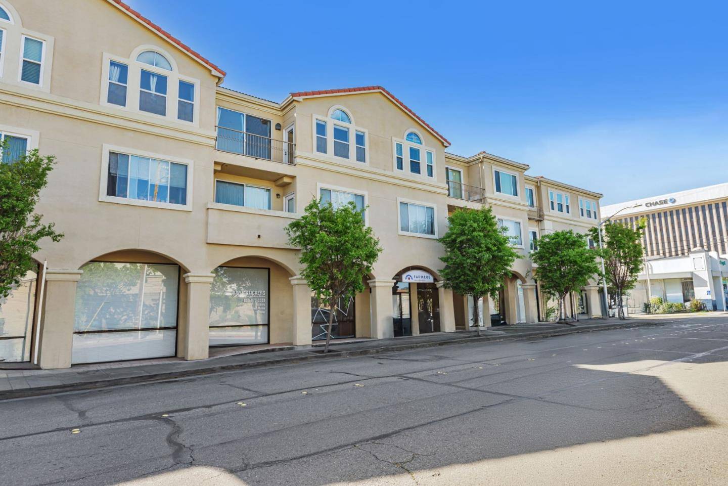 San Mateo, CA 94402,88 17th Avenue #304