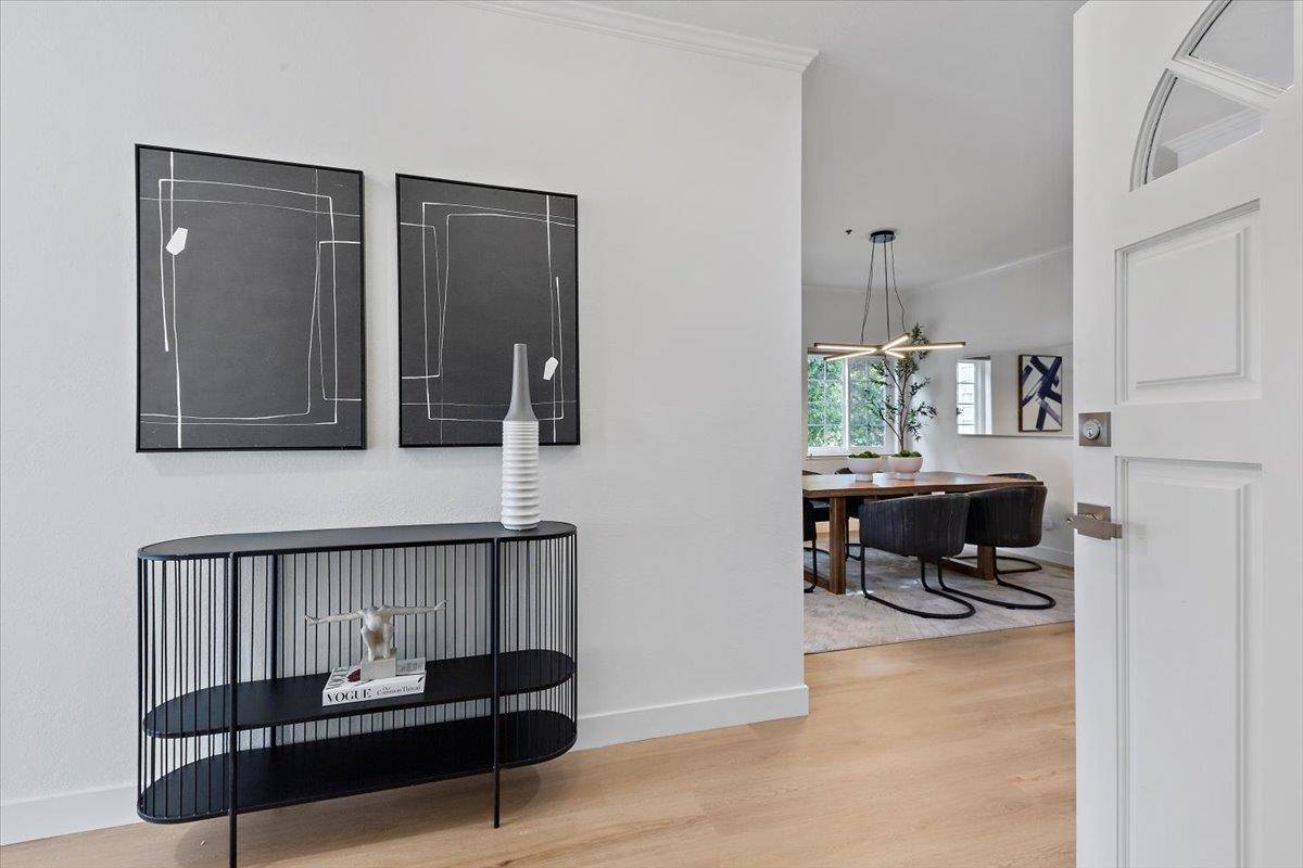 Burlingame, CA 94010,1233 Bellevue Avenue #8