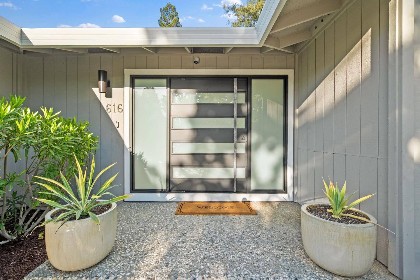 Walnut Creek, CA 94598,616 Harrogate Court
