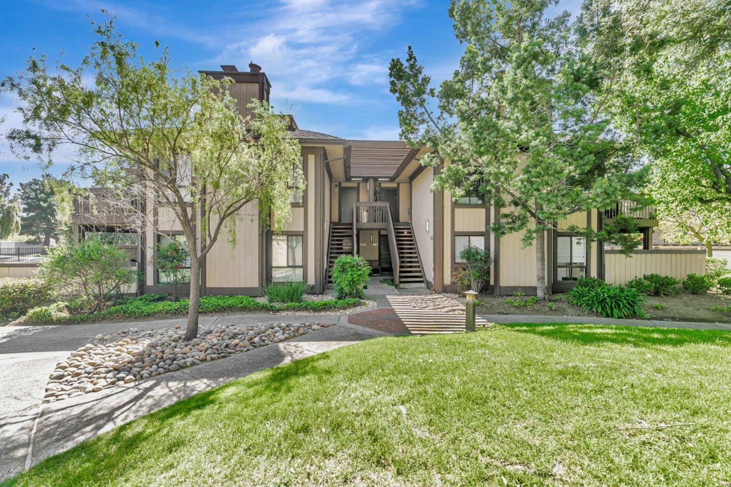 Fremont, CA 94538,39139 Argonaut Way #101