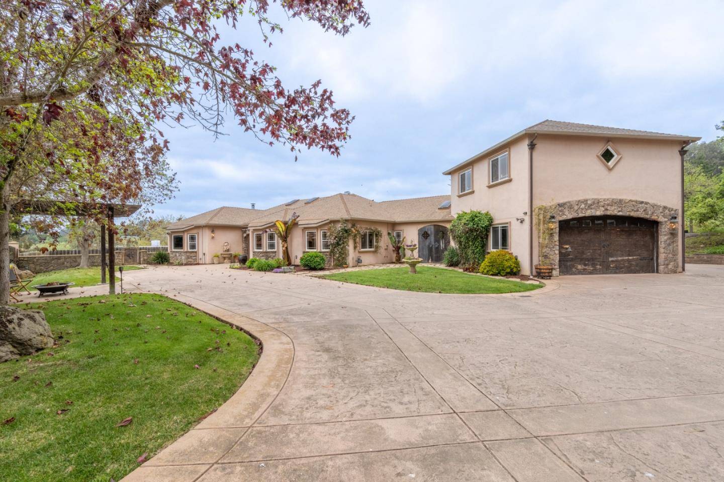 10233 Reese Circle, Salinas, CA 93907
