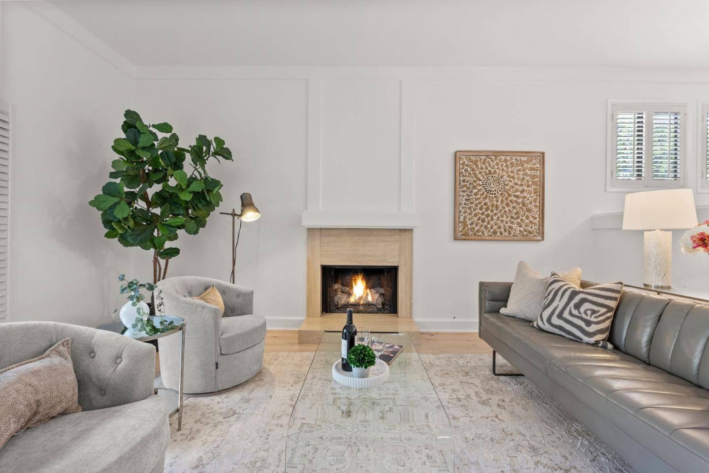 Menlo Park, CA 94025,2142 Sand Hill Road