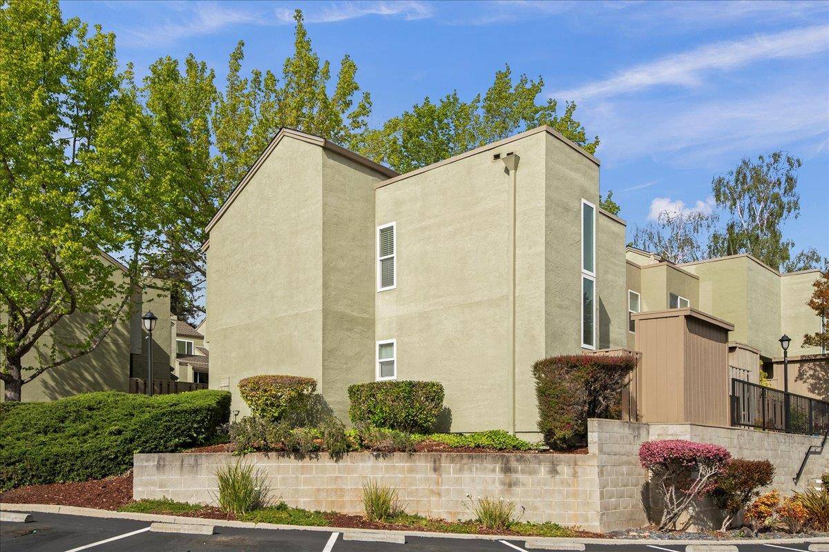 Hayward, CA 94541,24280 Dover Lane