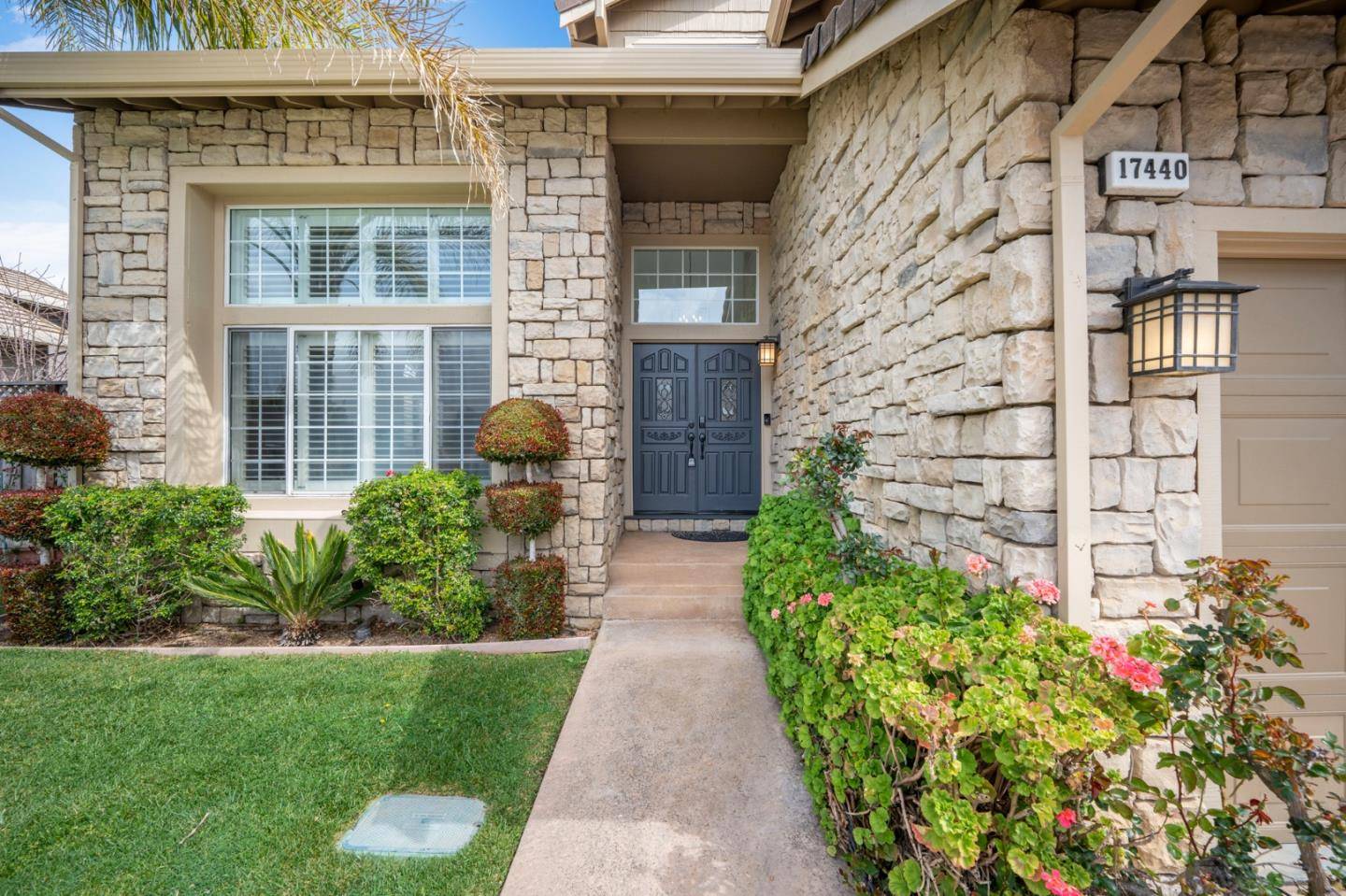 Morgan Hill, CA 95037,17440 Calle Mazatan
