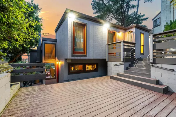 Carmel, CA 93923,24805 Lower Trail