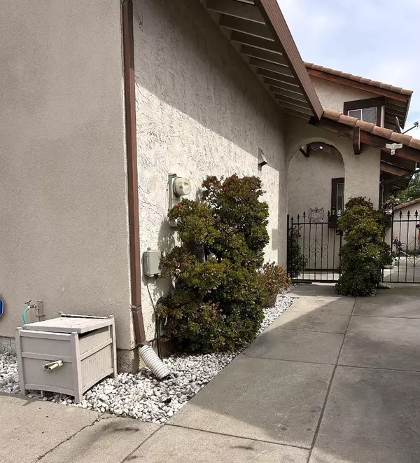 San Jose, CA 95116,2071 Sunset View Place