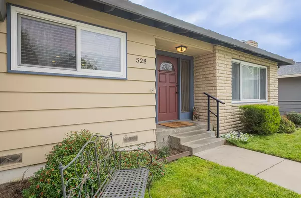 Salinas, CA 93901,528 La Mesa Drive