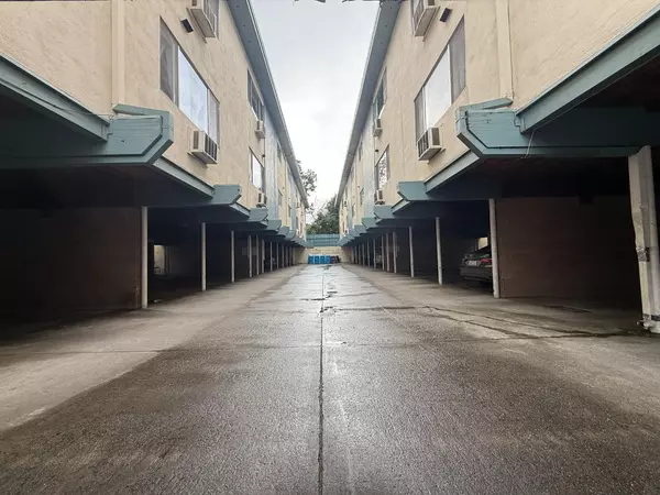 East Palo Alto, CA 94303,280 E Okeefe Street