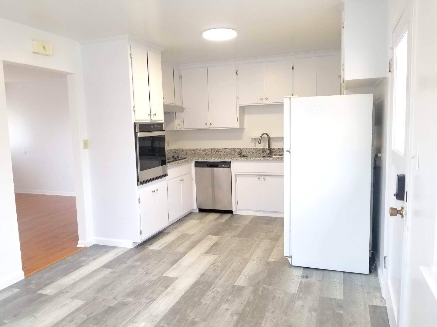 Redwood City, CA 94061,1506-1508 Kentfield Avenue