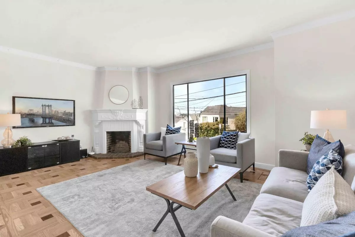 San Francisco, CA 94124,2041 Thomas Avenue