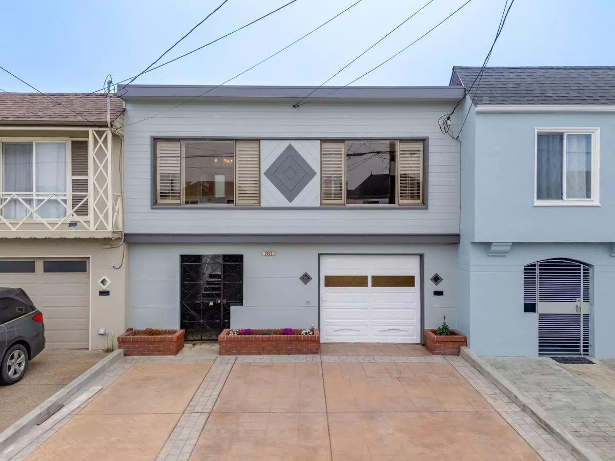 San Francisco, CA 94116,2070 42nd Avenue