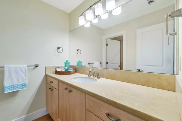 Murphys, CA 95247,115 Fairway Village Court