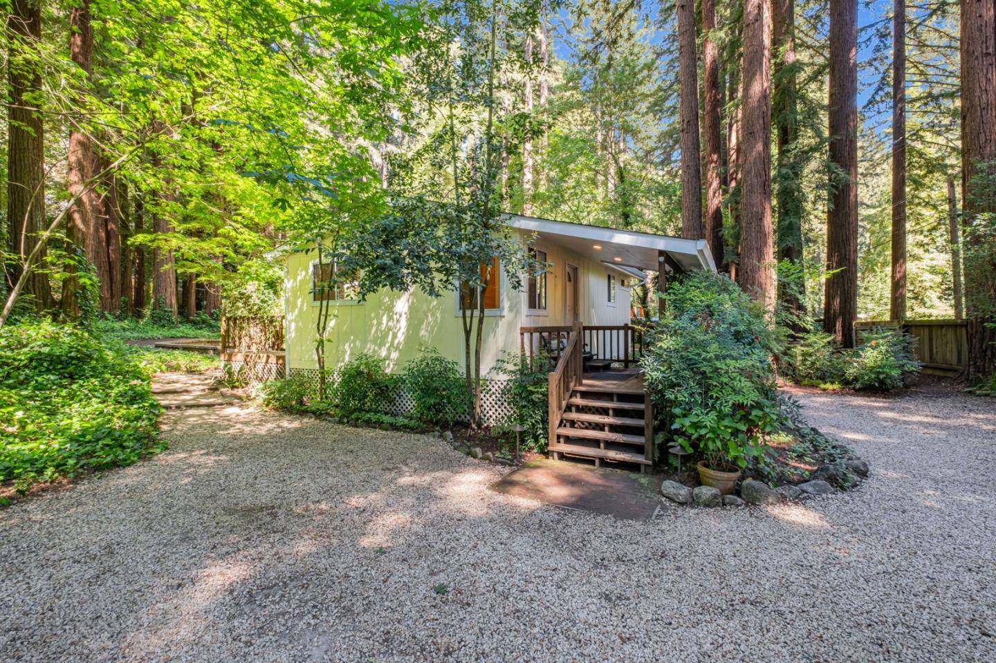 Boulder Creek, CA 95006,657 River Drive