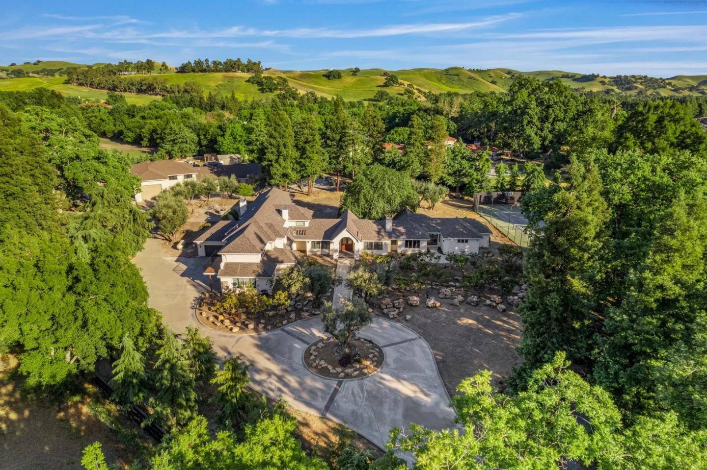 Pleasanton, CA 94588,1080 Finley