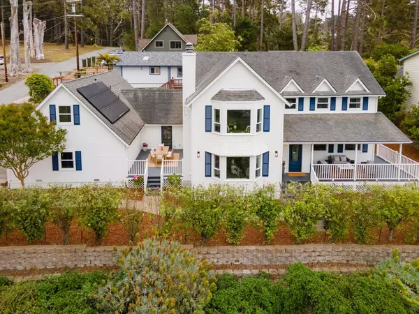 900 Franklin Street, Montara, CA 94037